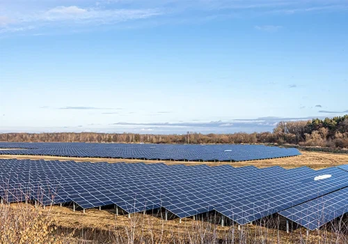 Odhaduje sa, že ázijsko-pacifický trh solárnej energie dosiahne do roku 2035 4 741,08 miliardy US...